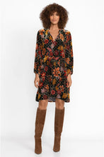 Load image into Gallery viewer, JASMOON FLORE VELVET FIELD TIERED DRESS