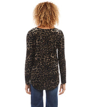 Load image into Gallery viewer, Velvet Burnout Shirttail Top