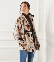 Load image into Gallery viewer, Shirt Jacket