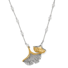 Load image into Gallery viewer, Everbloom Ginko Pearl Necklace