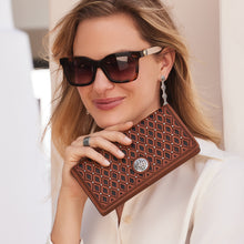 Load image into Gallery viewer, Ferrara La Bellezza Slim Folio Wallet