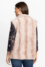 Load image into Gallery viewer, MAMBA FAUX FUR VEST
