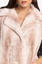 Load image into Gallery viewer, MAMBA FAUX FUR VEST