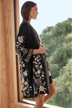 Load image into Gallery viewer, MARSEILLE LINEN KIMONO COAT