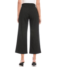 Load image into Gallery viewer, Cropped Pants