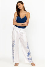 Load image into Gallery viewer, LYRA BELTED WIDE LEG PANT