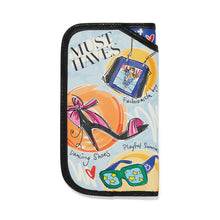 Load image into Gallery viewer, Fashionista Cover Girls Eyeglass Case
