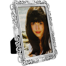 Load image into Gallery viewer, Madrid Lace Large Frame
