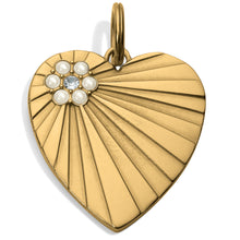 Load image into Gallery viewer, Vintage Heart Amulet
