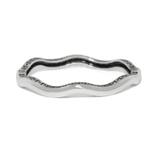 Load image into Gallery viewer, Inner Circle Slim Hinged Bangle
