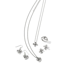 Load image into Gallery viewer, Interlok Curve Heart Necklace
