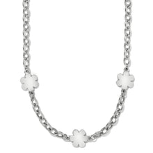 Load image into Gallery viewer, Metal Petal Short Necklace
