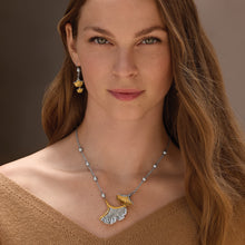Load image into Gallery viewer, Everbloom Ginko Pearl Necklace
