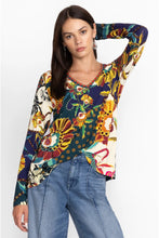 Load image into Gallery viewer, KIMBRA FAVORITE LONG SLEEVE V-NECK SWING TEE
