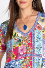 Load image into Gallery viewer, MIDSUMMER FAVORITE SHORT SLEEVE V-NECK SWING TEE
